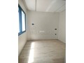 studio-lumineux-a-louer-a-belvedere-a-5-min-du-tra-small-1