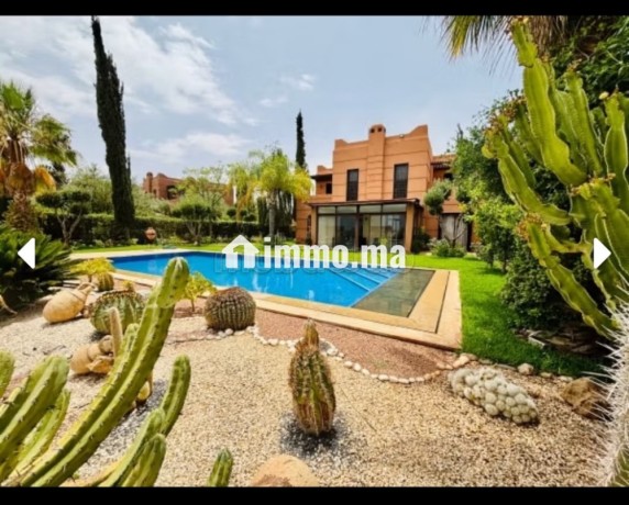 magnifique-villa-dans-une-residence-golfique-big-0