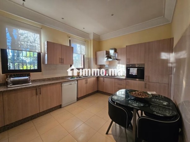 magnifique-villa-dans-une-residence-golfique-big-11