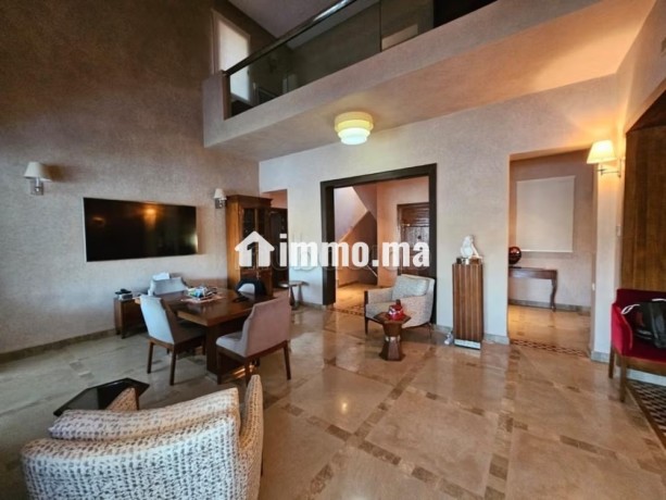 magnifique-villa-dans-une-residence-golfique-big-5