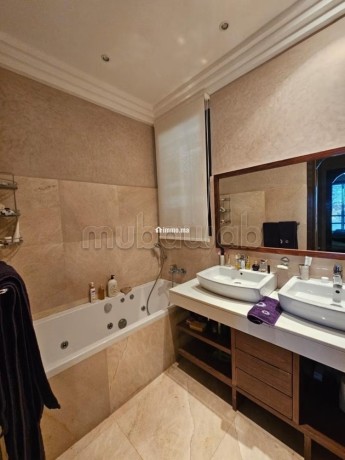 magnifique-villa-dans-une-residence-golfique-big-7