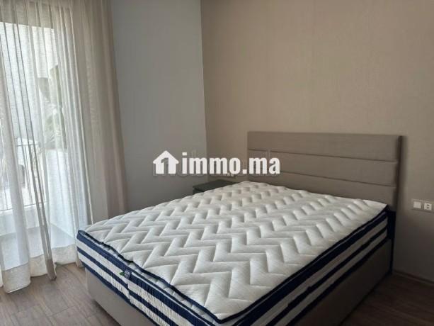cosy-studio-neuf-avec-vue-degagee-big-8