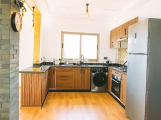 Location d'un appartement à Azrou. 2 pièces. Salon traditionnel, antenne parabolique générale - Appartement à vendre - Azrou