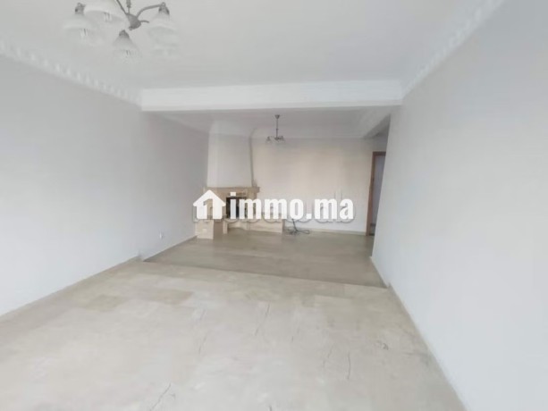 appartement-vide-135m2-2mars-7500-dh-big-2