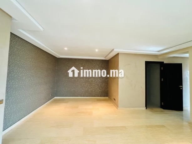 appartement-a-vendre-de-1100-m2-a-casablanca-oulfa-big-1