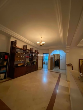 appartement-a-vendre-de-1330-m2-a-casablanca-hopitaux-big-1