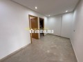 joli-appartement-2-chambres-vide-location-small-5