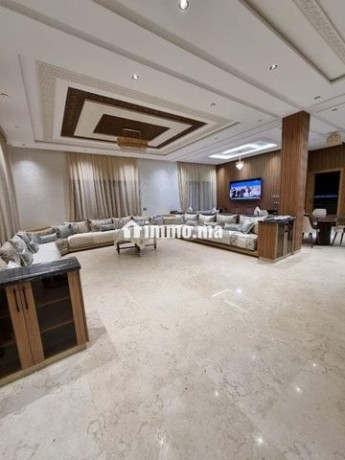 belle-et-luxueuse-villa-a-agdal-pour-vente-big-3