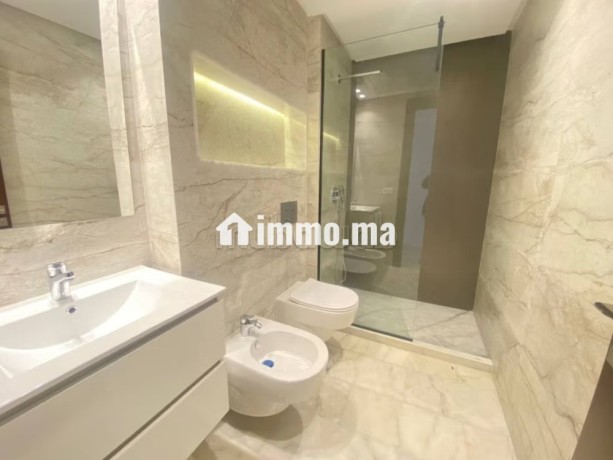 luxueux-appartement-meuble-a-louer-a-tanger-big-12