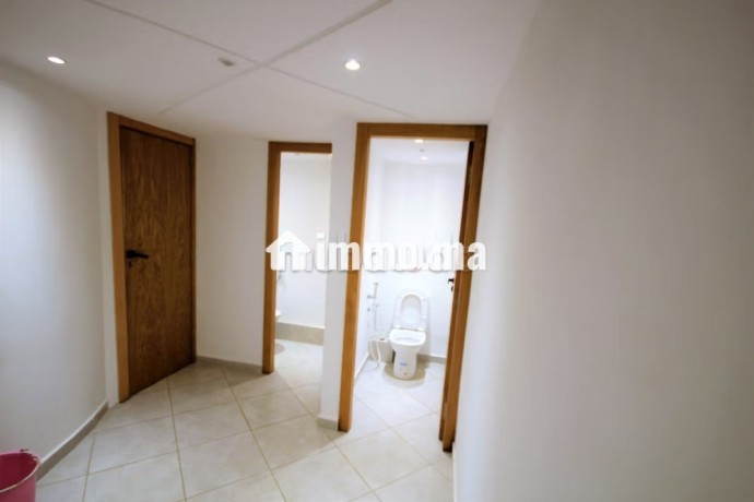 loue-magasin-equipe-390-m2-premium-maarif-ext-big-9