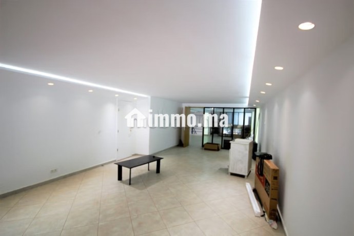 loue-magasin-equipe-390-m2-premium-maarif-ext-big-6