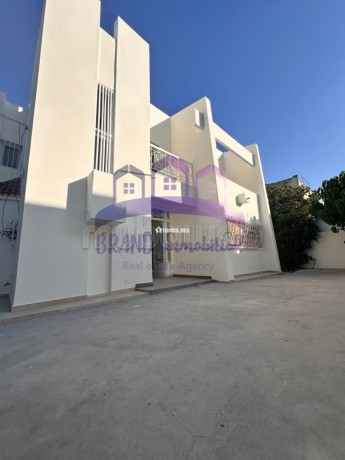 villa-commerciale-a-louer-au-centre-ville-big-0