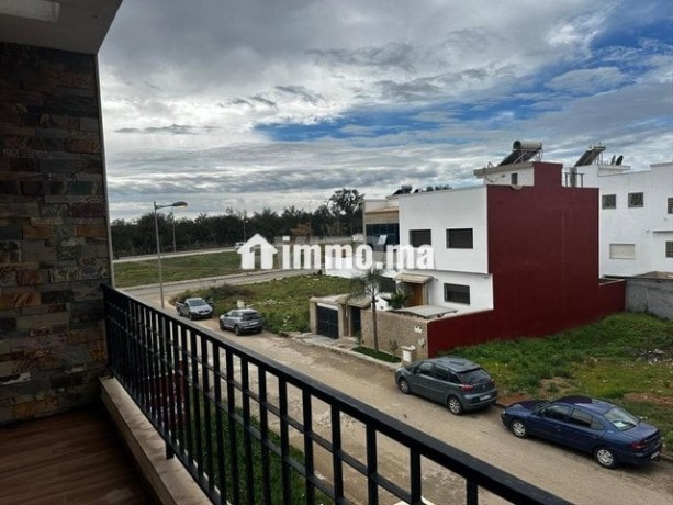 vente-dune-villa-bandee-moderne-de-220m2-saknia-big-17