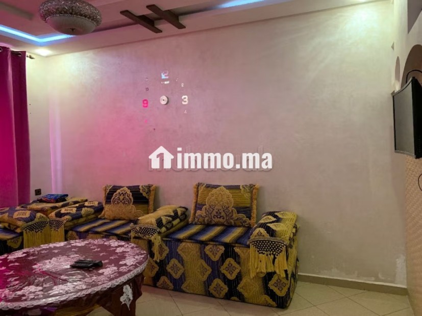 Location d'un appartement à Hay Salam. 2 belles chambres. Antenne parabolique et sécurité - Vente Immobilier - Agadir - photo 1