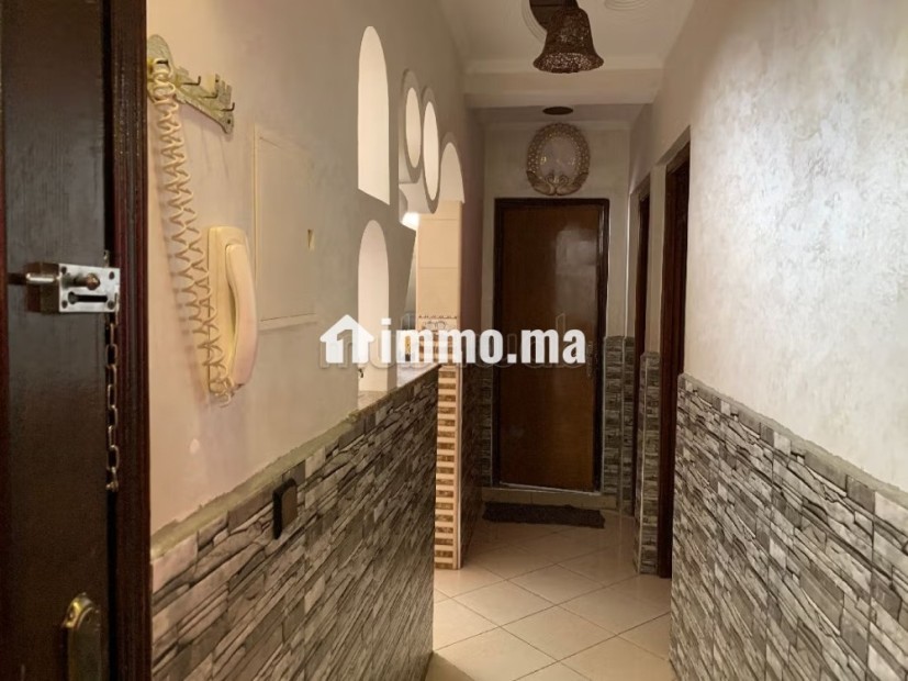 Location d'un appartement à Hay Salam. 2 belles chambres. Antenne parabolique et sécurité - Vente Immobilier - Agadir - photo 2