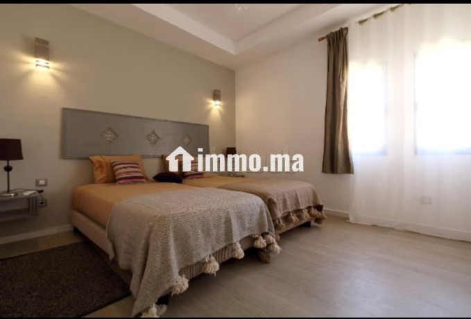 magnifique-villa-piscine-privee-residence-big-13