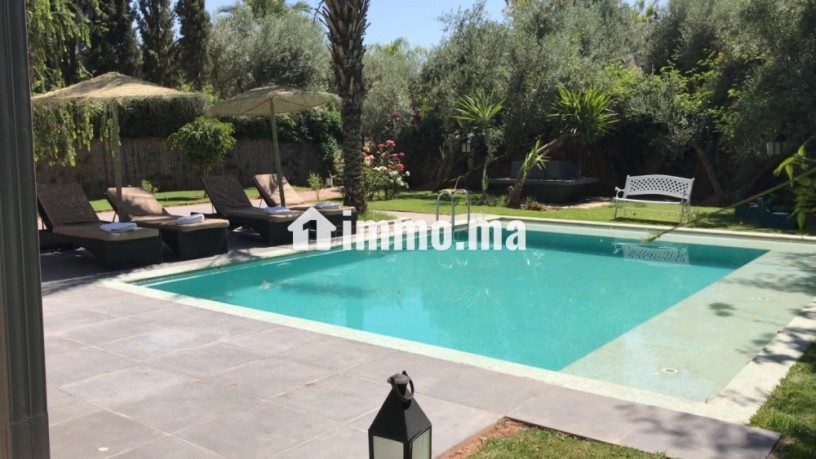 magnifique-villa-piscine-privee-residence-big-1