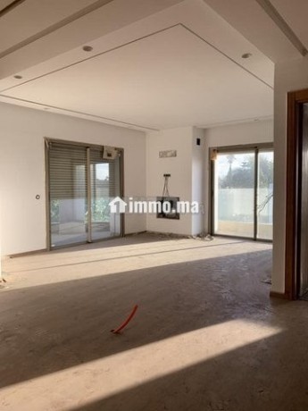 maison-et-villa-700m2-en-vente-a-casablanca-big-7