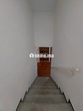 un-tres-joli-duplex-de-4-chambres-a-agdal-big-8