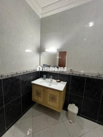 location-appartement-meuble-1-min-de-la-gare-big-5