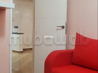 Location d'un appartement à Sidi Rahal Chatai. 4 grandes pièces. Porte blindée, salon marocain traditionnel - Appartement à vendre