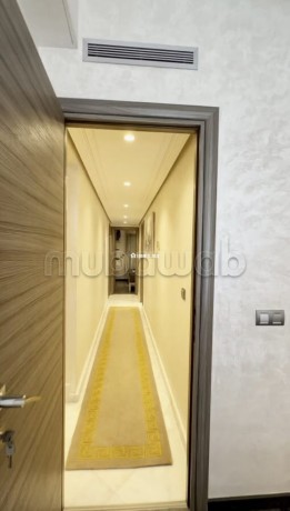 apartment-in-marina-for-long-term-rent-big-4