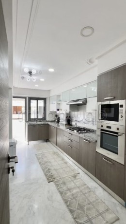 apartment-in-marina-for-long-term-rent-big-5