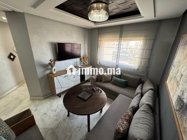 bel-appartement-en-location-a-almaz-4-pieces-bien-meuble-big-2