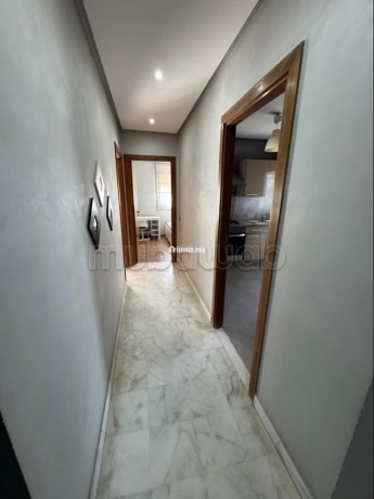 bel-appartement-en-location-a-almaz-4-pieces-bien-meuble-big-5