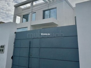 villa-a-louer-ideale-pour-un-projet-commercial