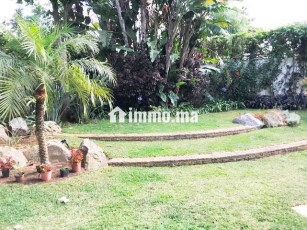 villa-moderne-avec-piscine-a-louer-a-souissi-big-1