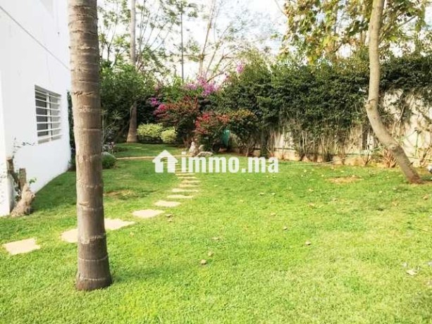 villa-moderne-avec-piscine-a-louer-a-souissi-big-5