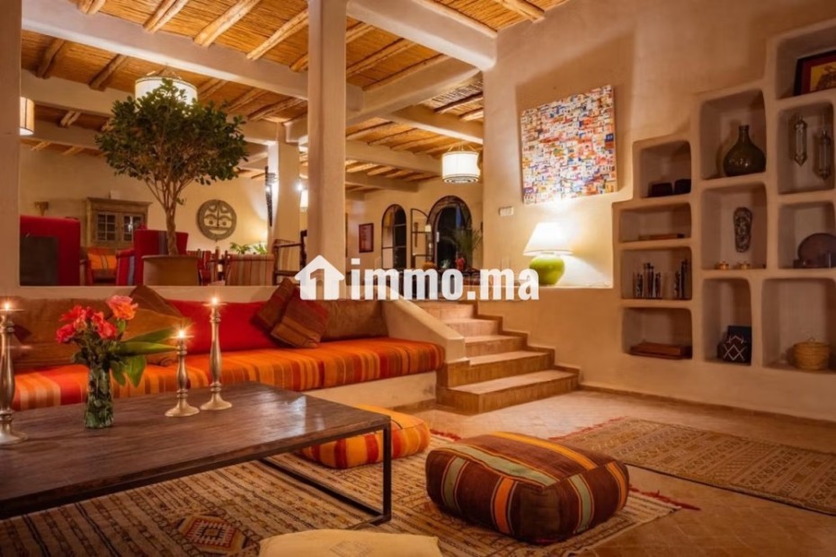 Magnifique villa à louer pour vos vacances en Centre ville.
Surface de 200 m².
Nombres minimum de nuits 2 - Vente Immobilier - Essaouira - photo 3