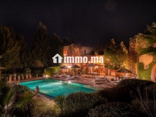 magnifique-villa-a-louer-pour-vos-vacances-en-centre-ville-surface-de-200-m2-nombres-minimum-de-nuits-2