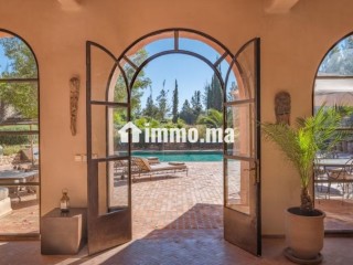 Magnifique villa à louer pour vos vacances en Centre ville.
Surface de 200 m².
Nombres minimum de nuits 2 - Villa à vendre - Essaouira