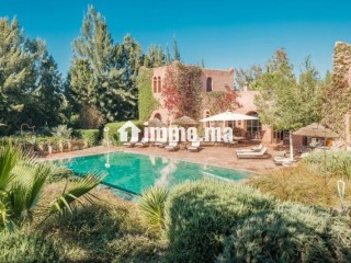 Magnifique villa à louer pour vos vacances en Centre ville.
Surface de 200 m².
Nombres minimum de nuits 2 - Villa à vendre - Essaouira