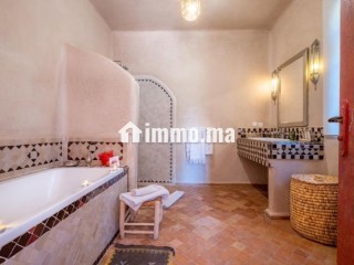 Magnifique villa à louer pour vos vacances en Centre ville.
Surface de 200 m².
Nombres minimum de nuits 2 - Villa à vendre - Essaouira