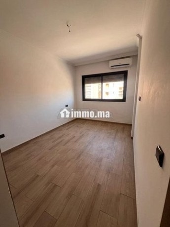 location-appartement-vide-big-7