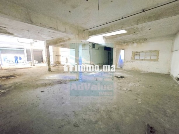 dv-945-local-commercial-a-la-rue-ibn-rochd-big-0