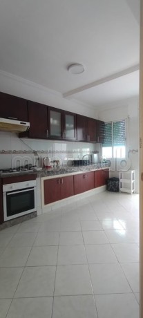superbe-appartement-a-louer-a-kebibat-2-grandes-pieces-bien-meuble-big-4