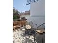 superbe-studio-meuble-avec-double-terrasse-small-1