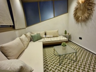 superbe-studio-meuble-avec-double-terrasse