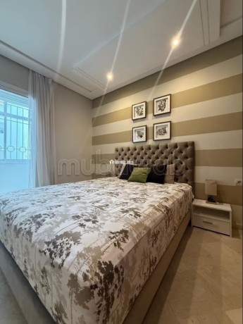 bel-appartement-en-location-a-place-mozart-big-5