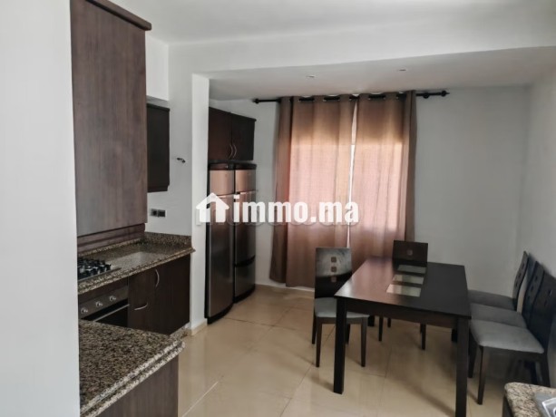 appartement-3-chambres-180m2-a-5mn-du-lycee-descartes-big-16