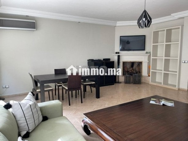 bel-appartement-meuble-avec-grande-terasse-big-16