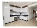 appartement-avec-grande-terrasse-en-plein-centre-small-8