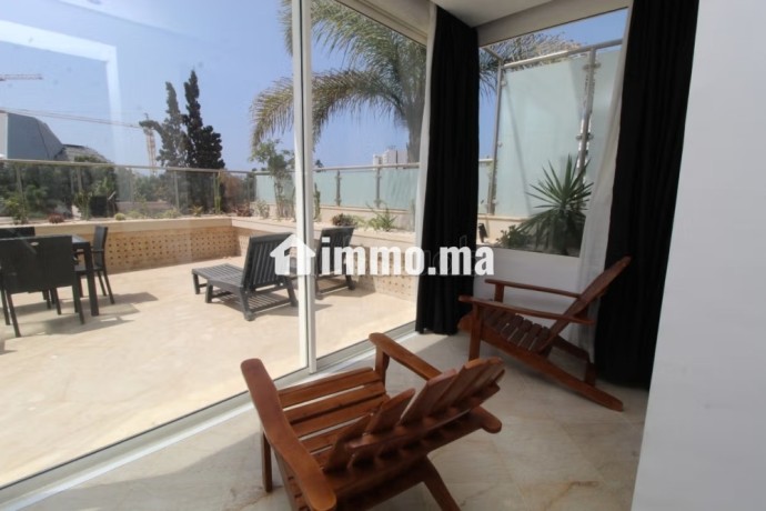 appartement-avec-grande-terrasse-en-plein-centre-big-11