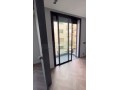 studio-vide-bien-situe-a-2-mars-small-1