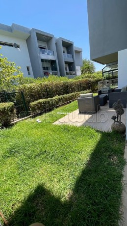 rdj-meuble-en-residence-fermee-avec-piscine-big-8