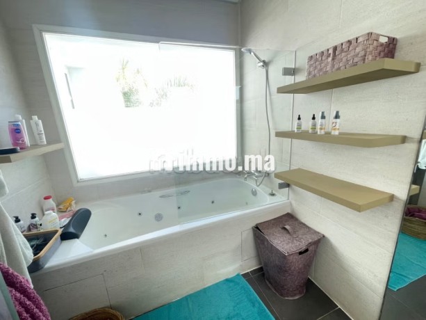 tres-belle-villa-a-la-location-meublee-et-entierement-renovee-avec-piscine-big-11